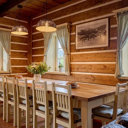Modrin Chalet *