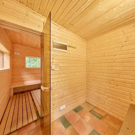 Chalet Modrin *
